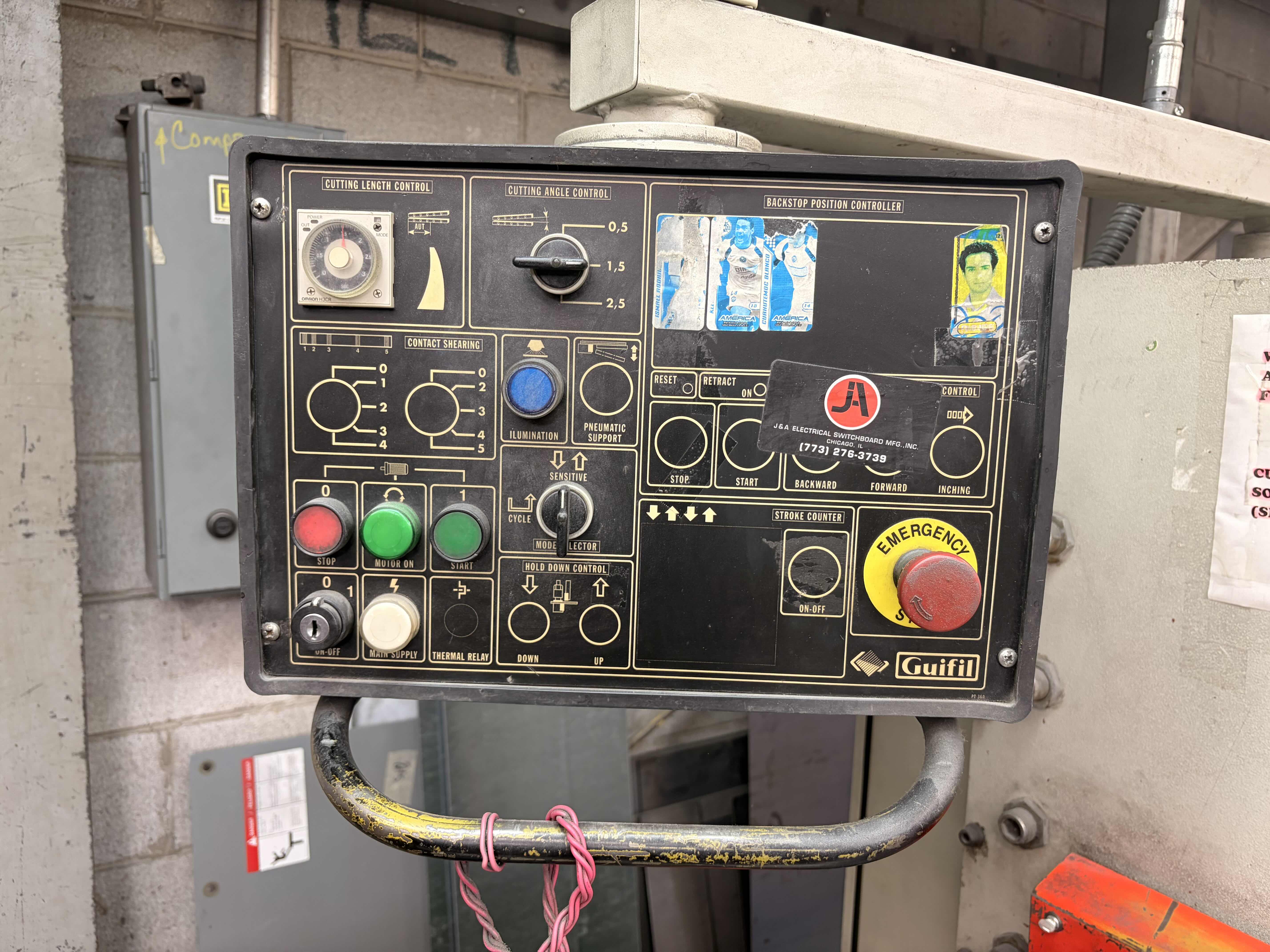 1/4” X 10’ Guifil Model GHE630  Hydraulic Power Squaring Shear 